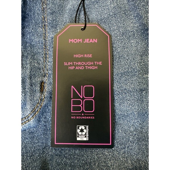 No Boundaries Juniors' High Rise Mom Jeans Fray Hem Medium Wash Size 17 NEW‎ - Picture 6 of 8